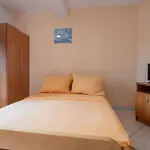 Nikola *